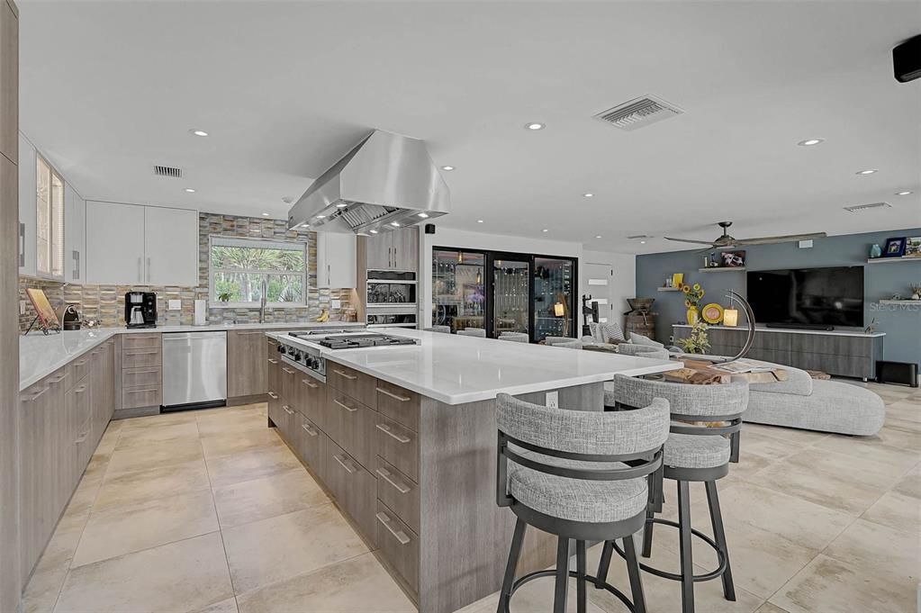 For Sale: $2,690,000 (3 beds, 2 baths, 2238 Square Feet)