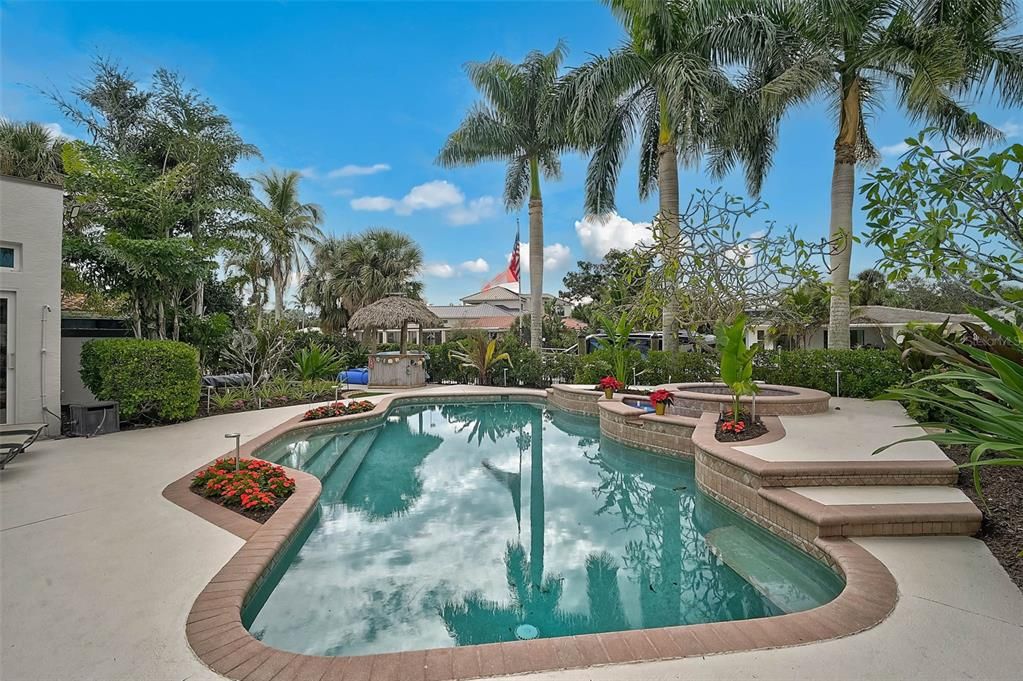 For Sale: $2,690,000 (3 beds, 2 baths, 2238 Square Feet)