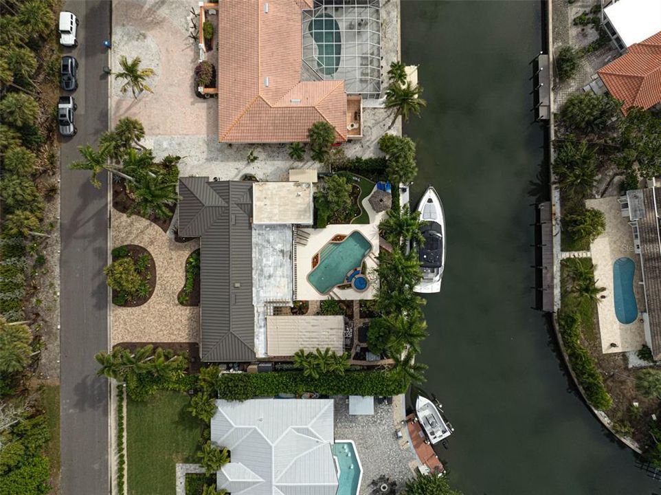 For Sale: $2,690,000 (3 beds, 2 baths, 2238 Square Feet)