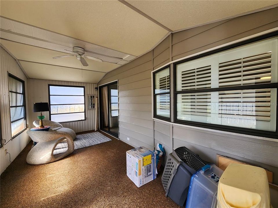 待售: $159,000 (2 贝兹, 2 浴室, 1056 平方英尺)