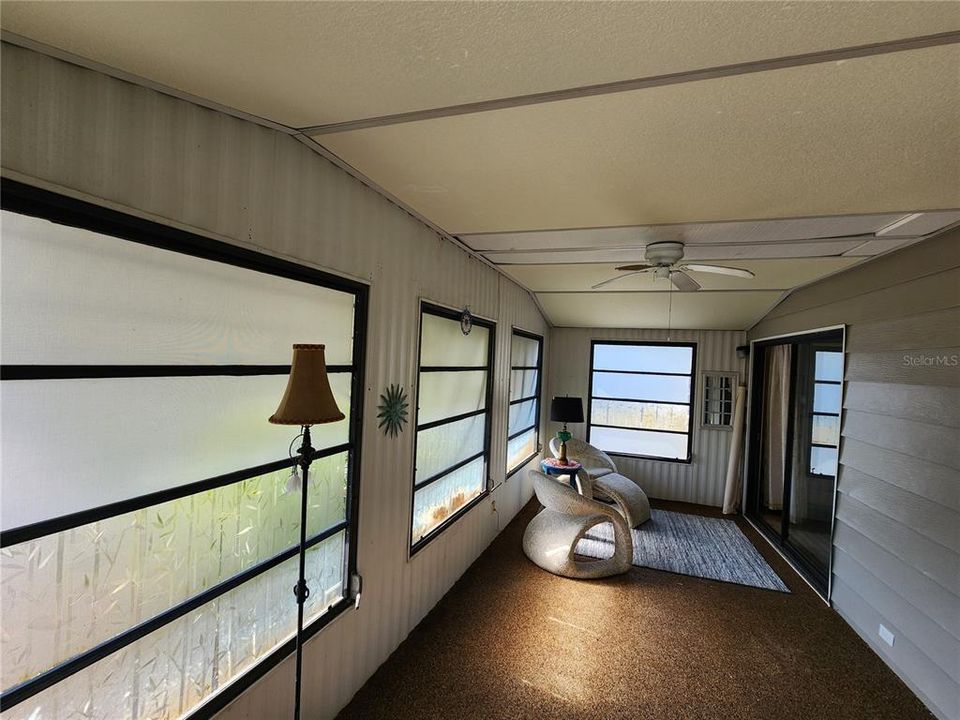 待售: $159,000 (2 贝兹, 2 浴室, 1056 平方英尺)