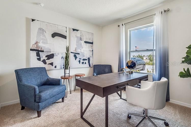 На продажу: $399,990 (4 спален, 2 ванн, 1828 Квадратных фут)