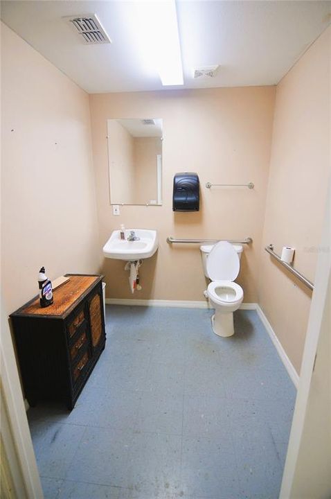 待售: $59,400 (0 贝兹, 0 浴室, 8060 平方英尺)