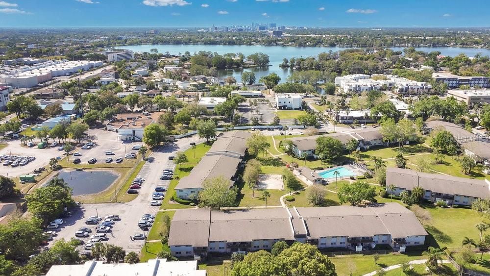 待售: $129,900 (2 贝兹, 1 浴室, 881 平方英尺)