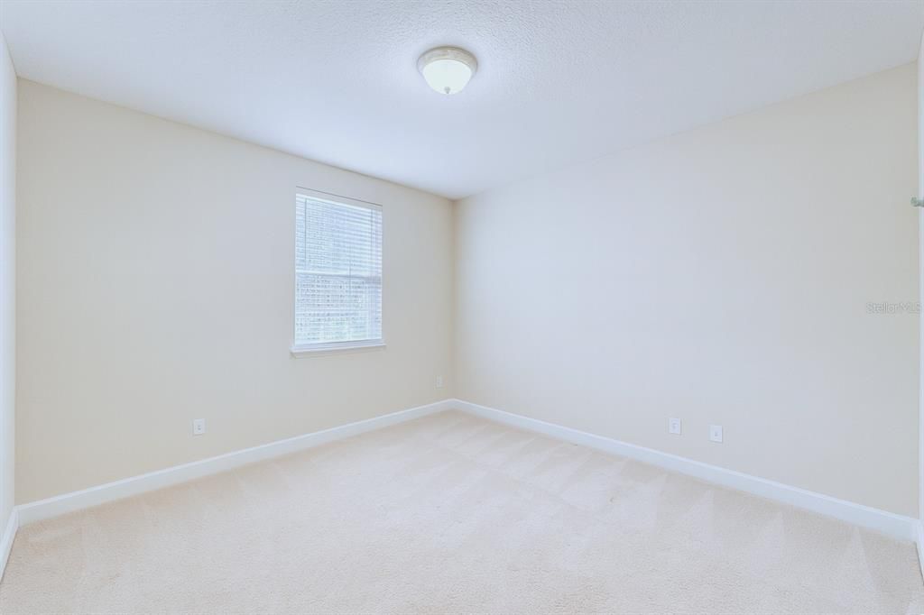 En Renta: $3,300 (4 camas, 3 baños, 3000 Pies cuadrados)