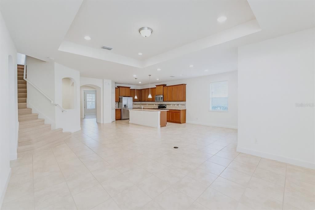 En Renta: $3,300 (4 camas, 3 baños, 3000 Pies cuadrados)