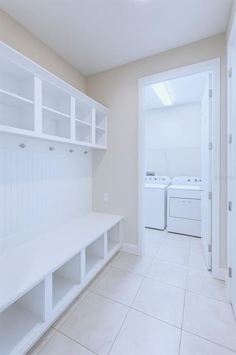 En Renta: $3,300 (4 camas, 3 baños, 3000 Pies cuadrados)