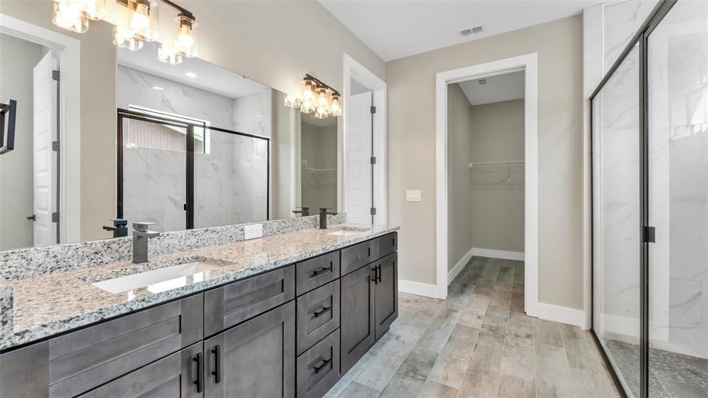 En Venta: $335,000 (3 camas, 2 baños, 1632 Pies cuadrados)