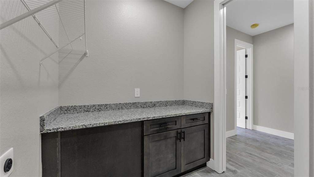 En Venta: $335,000 (3 camas, 2 baños, 1632 Pies cuadrados)