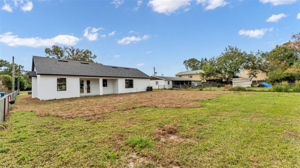 En Venta: $335,000 (3 camas, 2 baños, 1632 Pies cuadrados)