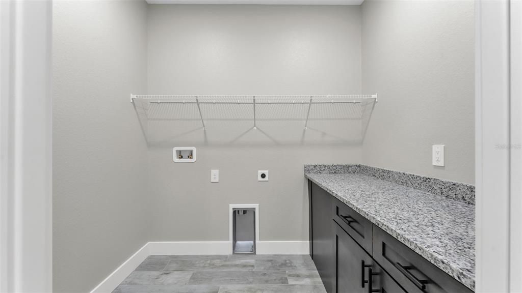 En Venta: $335,000 (3 camas, 2 baños, 1632 Pies cuadrados)