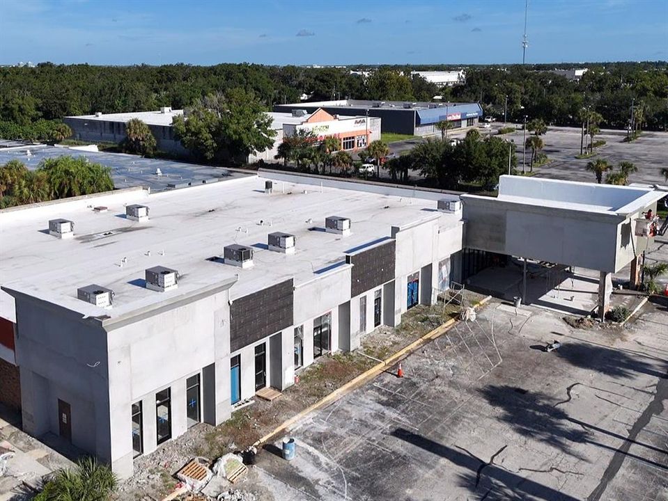 待售: $64,000 (1 贝兹, 1 浴室, 276 平方英尺)