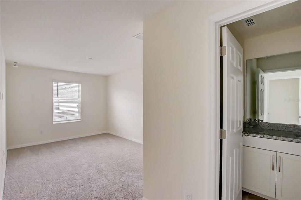 En Renta: $2,800 (5 camas, 4 baños, 2294 Pies cuadrados)