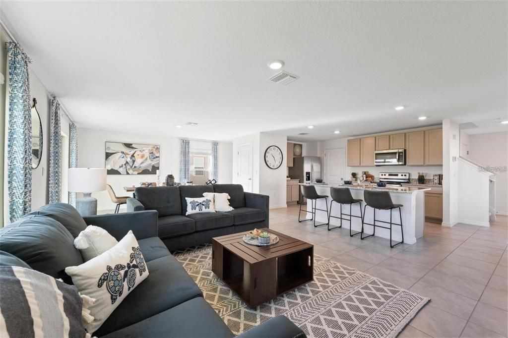 For Rent: $2,500 (4 beds, 2 baths, 2260 Square Feet)