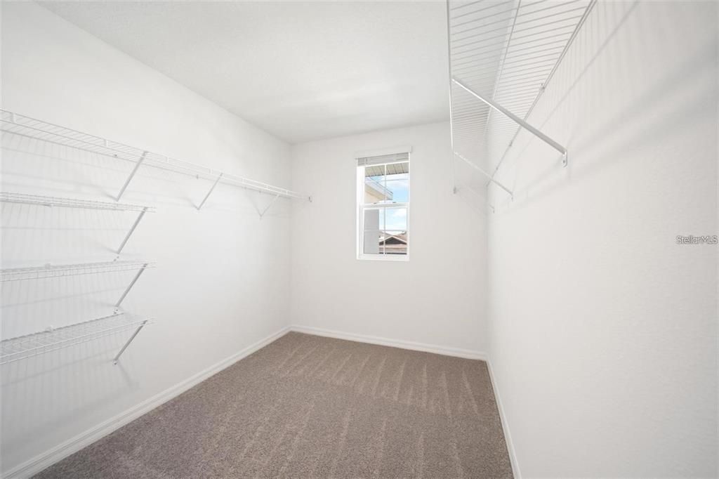 For Rent: $2,500 (4 beds, 2 baths, 2260 Square Feet)