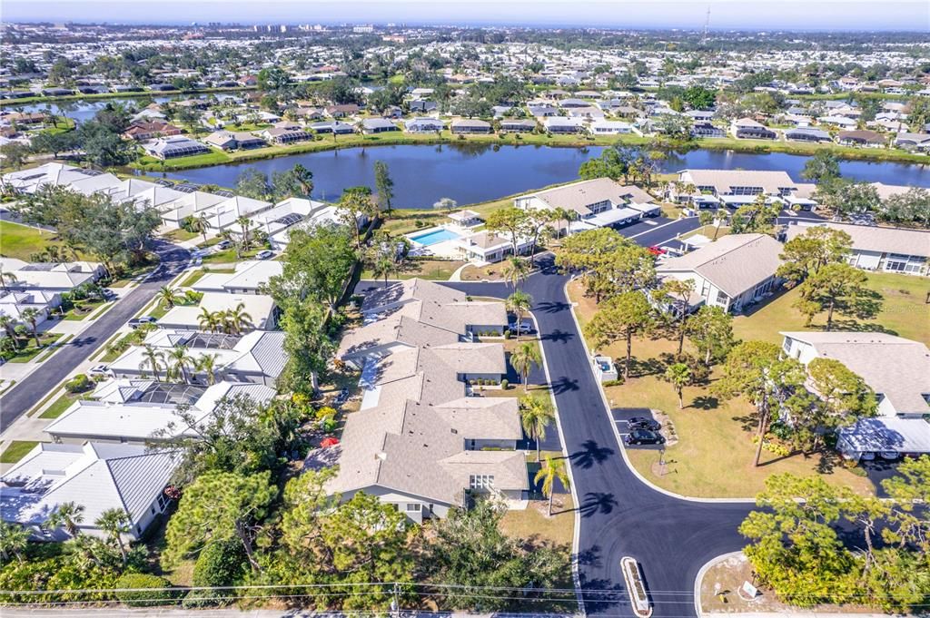 待售: $250,000 (2 贝兹, 2 浴室, 1420 平方英尺)