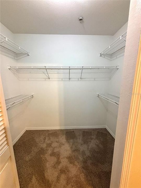 出租: $1,999 (3 贝兹, 2 浴室, 1583 平方英尺)