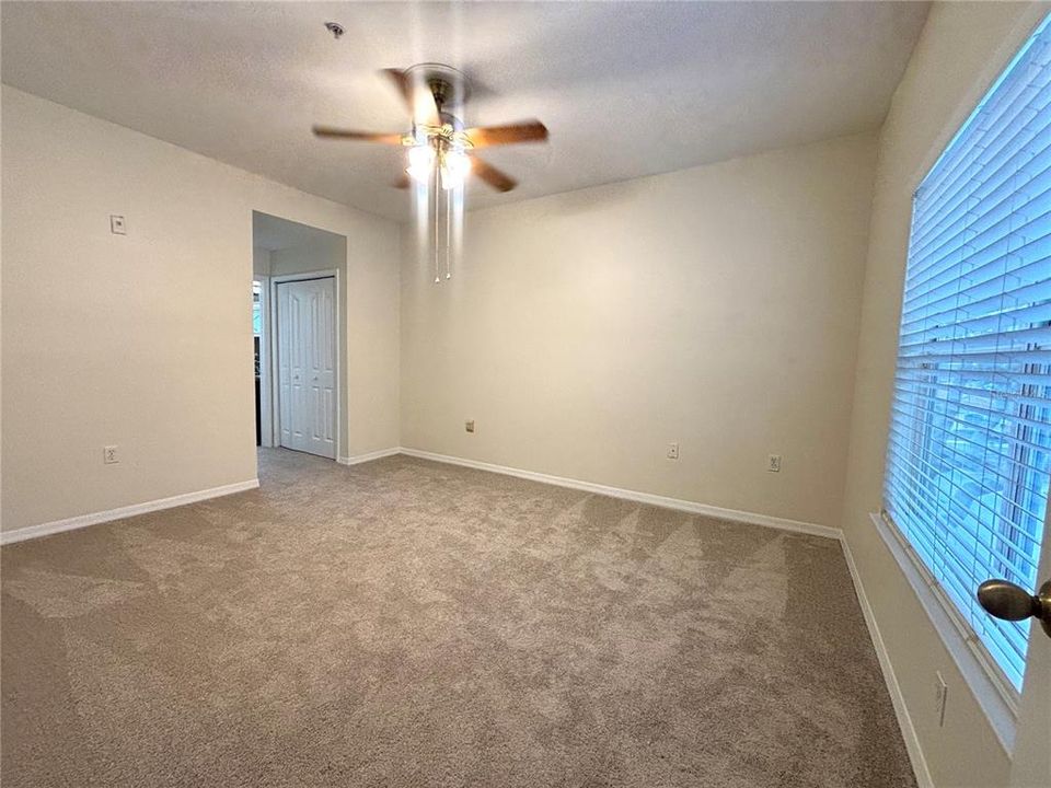 出租: $1,999 (3 贝兹, 2 浴室, 1583 平方英尺)