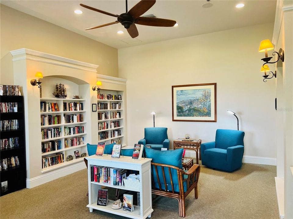 待售: $219,900 (0.12 acres)