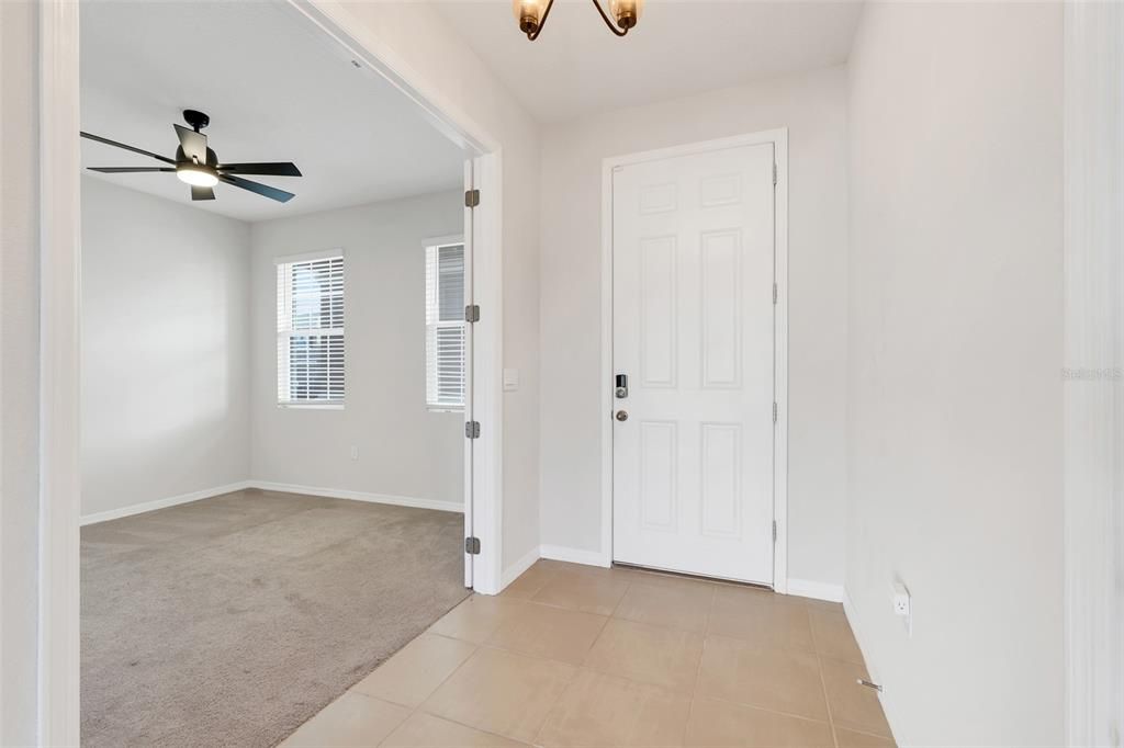 For Rent: $2,500 (4 beds, 3 baths, 2794 Square Feet)