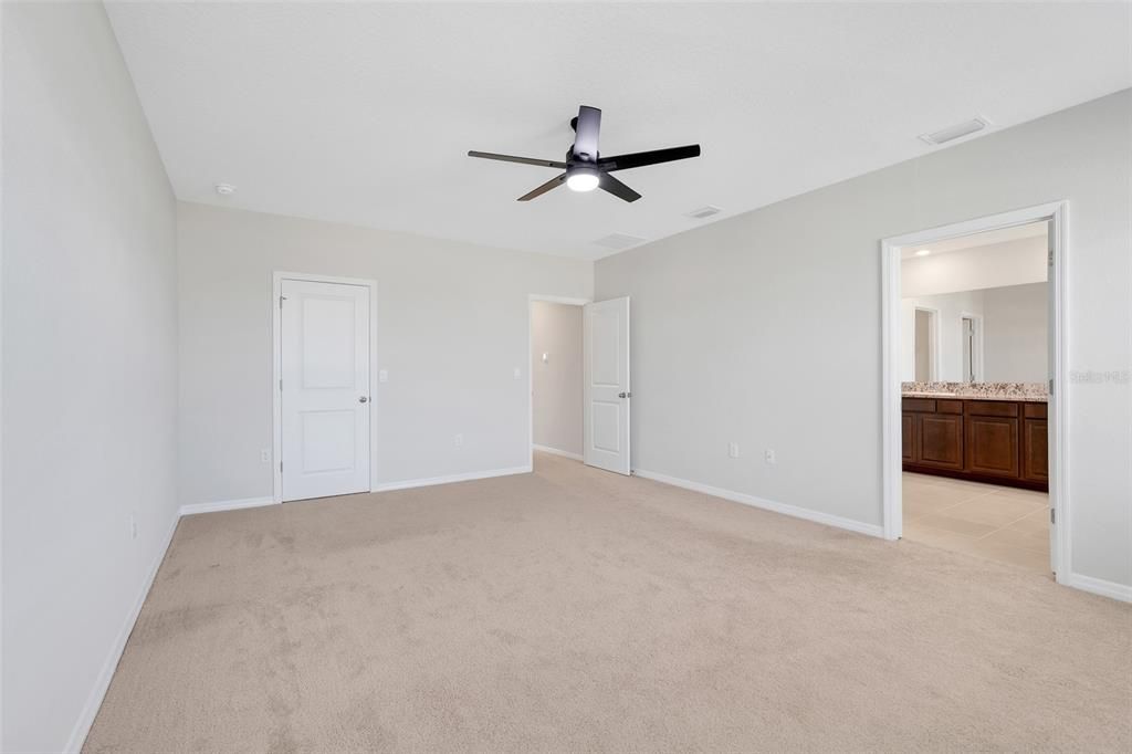 For Rent: $2,500 (4 beds, 3 baths, 2794 Square Feet)