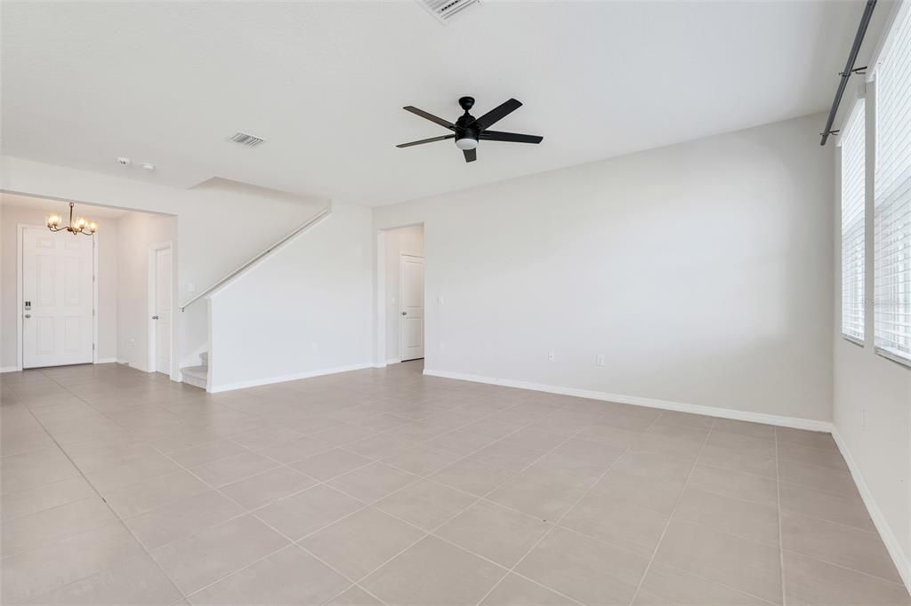 For Rent: $2,500 (4 beds, 3 baths, 2794 Square Feet)