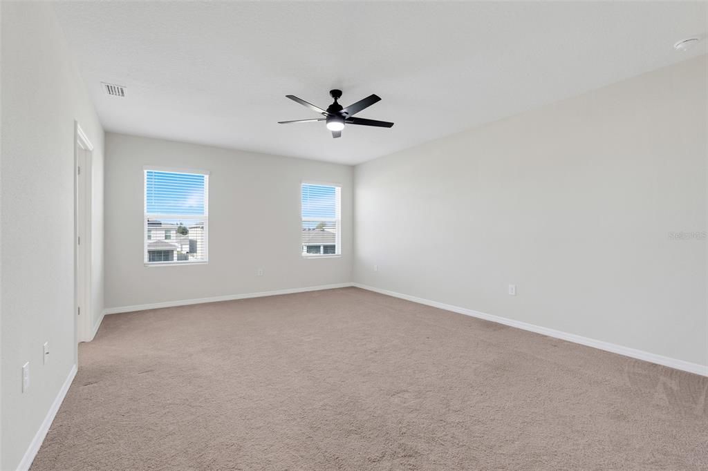 For Rent: $2,500 (4 beds, 3 baths, 2794 Square Feet)