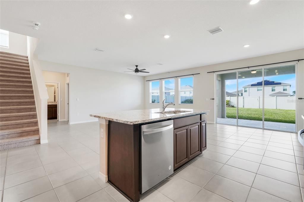 For Rent: $2,500 (4 beds, 3 baths, 2794 Square Feet)