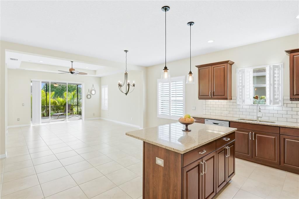 For Sale: $350,000 (3 beds, 2 baths, 1744 Square Feet)