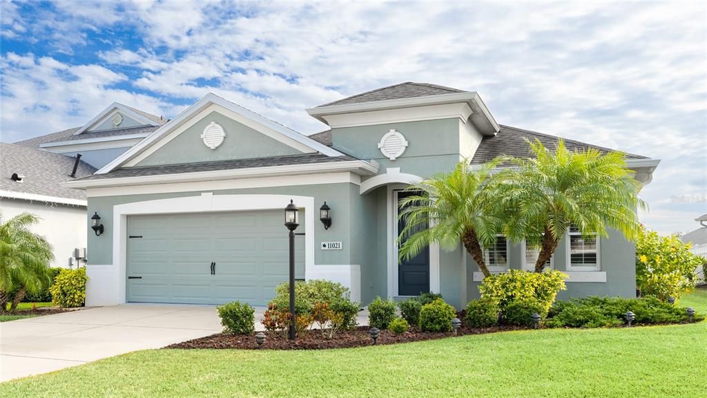 For Sale: $350,000 (3 beds, 2 baths, 1744 Square Feet)