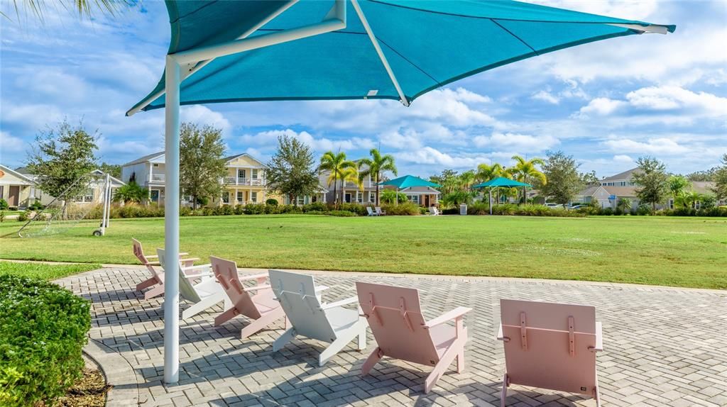 For Sale: $350,000 (3 beds, 2 baths, 1744 Square Feet)