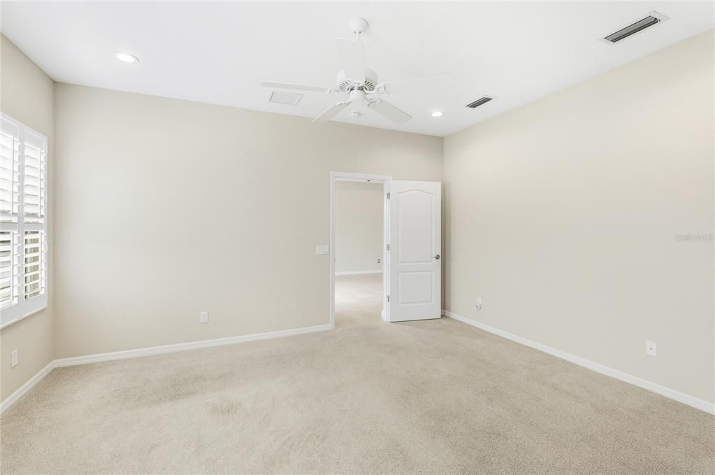 For Sale: $350,000 (3 beds, 2 baths, 1744 Square Feet)