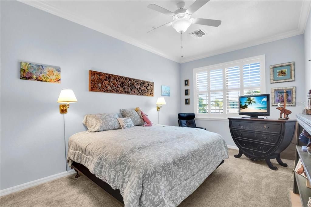 待售: $379,000 (3 贝兹, 2 浴室, 2187 平方英尺)