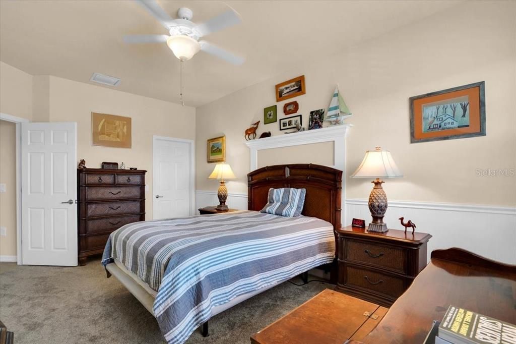 待售: $379,000 (3 贝兹, 2 浴室, 2187 平方英尺)