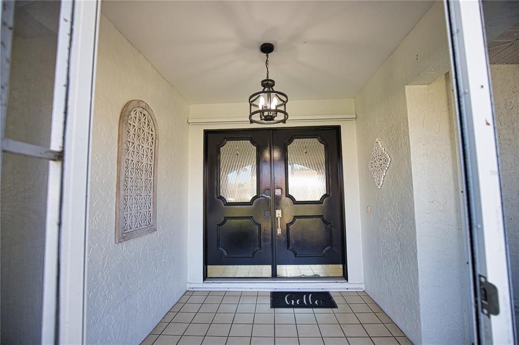 En Renta: $5,000 (3 camas, 2 baños, 2433 Pies cuadrados)