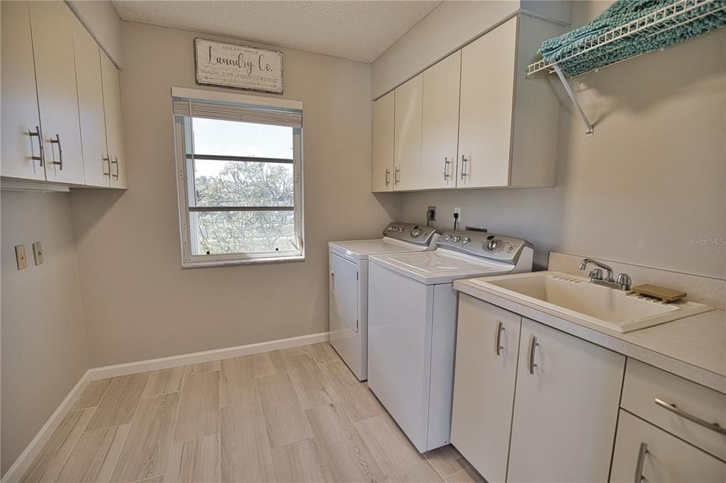 En Renta: $5,000 (3 camas, 2 baños, 2433 Pies cuadrados)