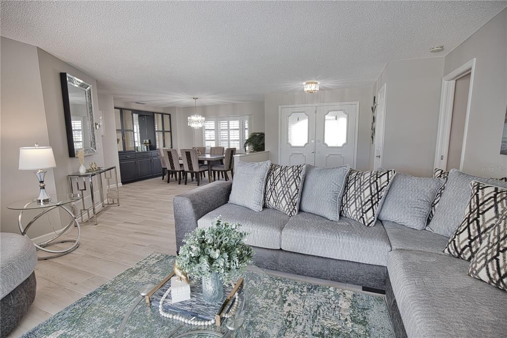 En Renta: $5,000 (3 camas, 2 baños, 2433 Pies cuadrados)