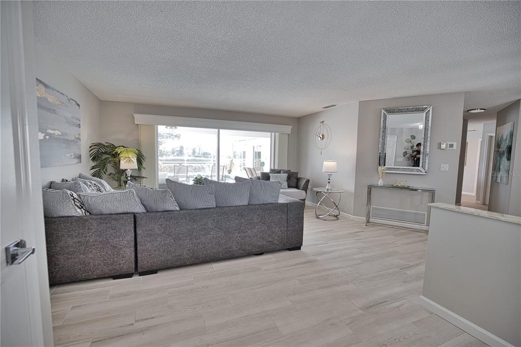 En Renta: $5,000 (3 camas, 2 baños, 2433 Pies cuadrados)