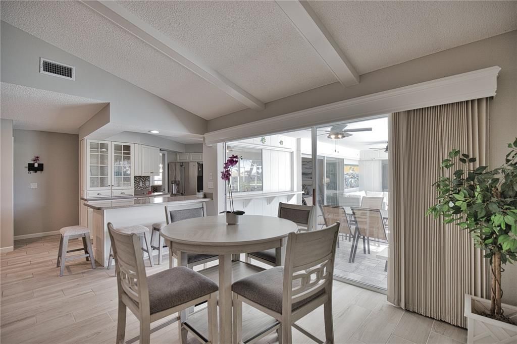 En Renta: $5,000 (3 camas, 2 baños, 2433 Pies cuadrados)