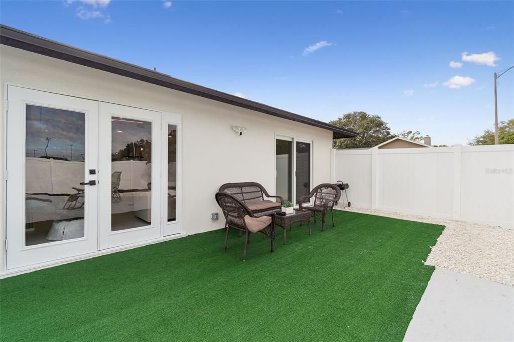 For Sale: $599,000 (3 beds, 2 baths, 1527 Square Feet)