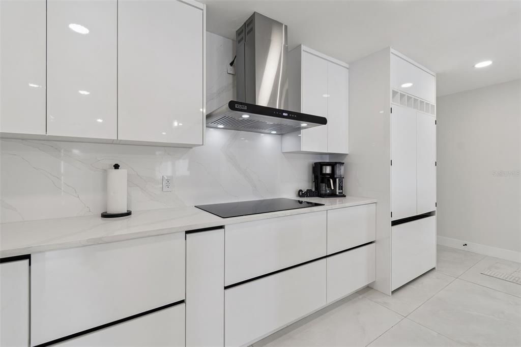 For Sale: $599,000 (3 beds, 2 baths, 1527 Square Feet)