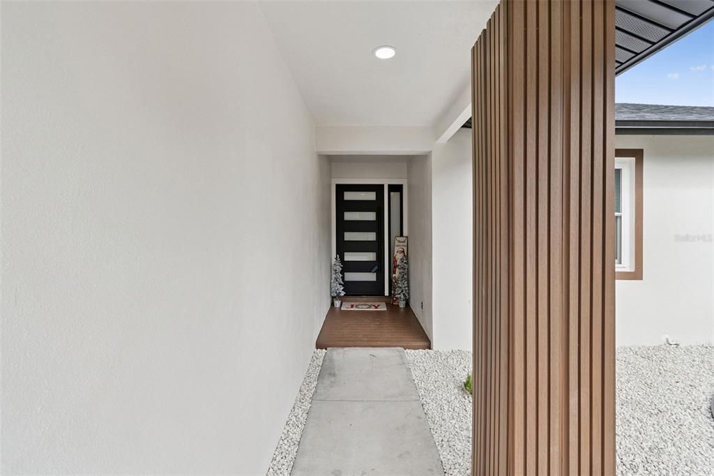 For Sale: $599,000 (3 beds, 2 baths, 1527 Square Feet)