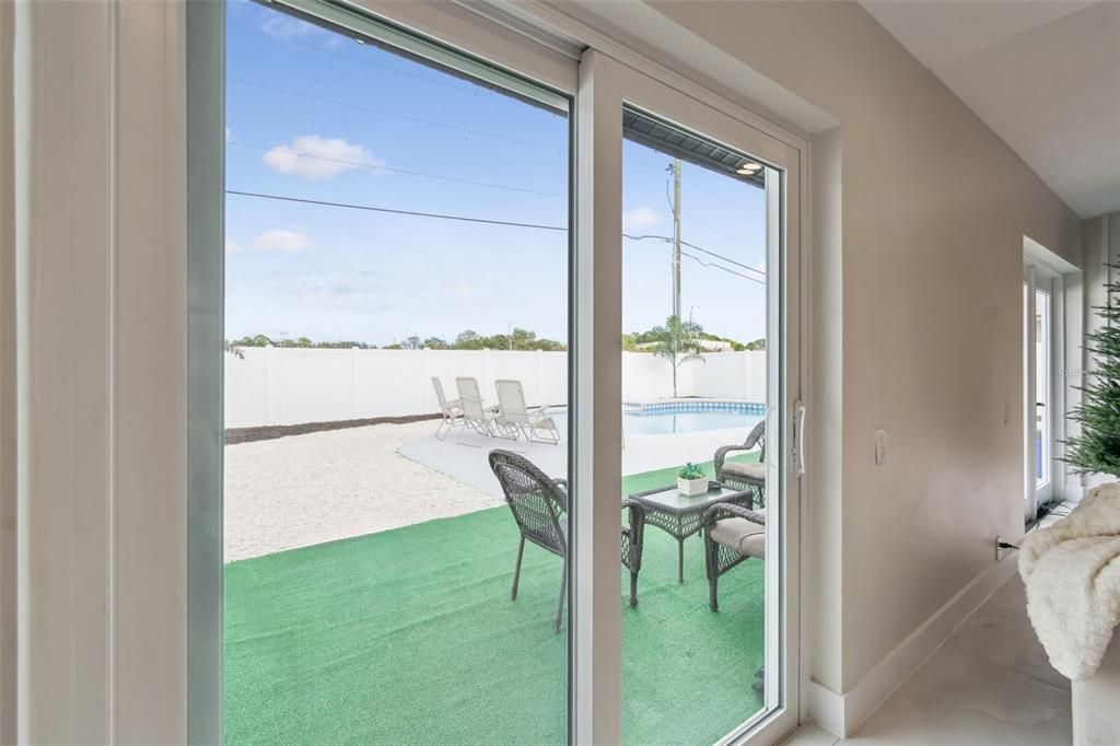 For Sale: $599,000 (3 beds, 2 baths, 1527 Square Feet)