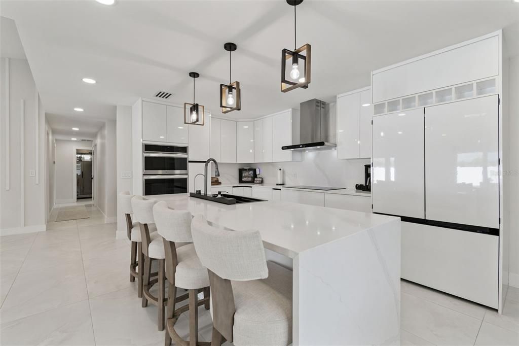 For Sale: $599,000 (3 beds, 2 baths, 1527 Square Feet)