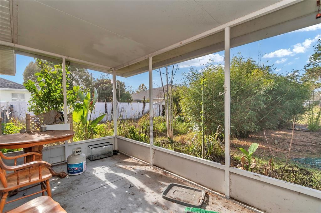 На продажу: $225,000 (3 спален, 2 ванн, 1445 Квадратных фут)