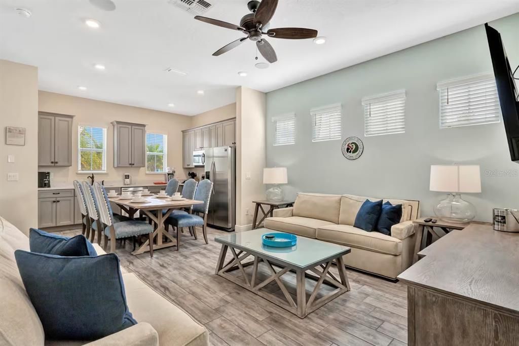 For Rent: $3,300 (3 beds, 3 baths, 1564 Square Feet)