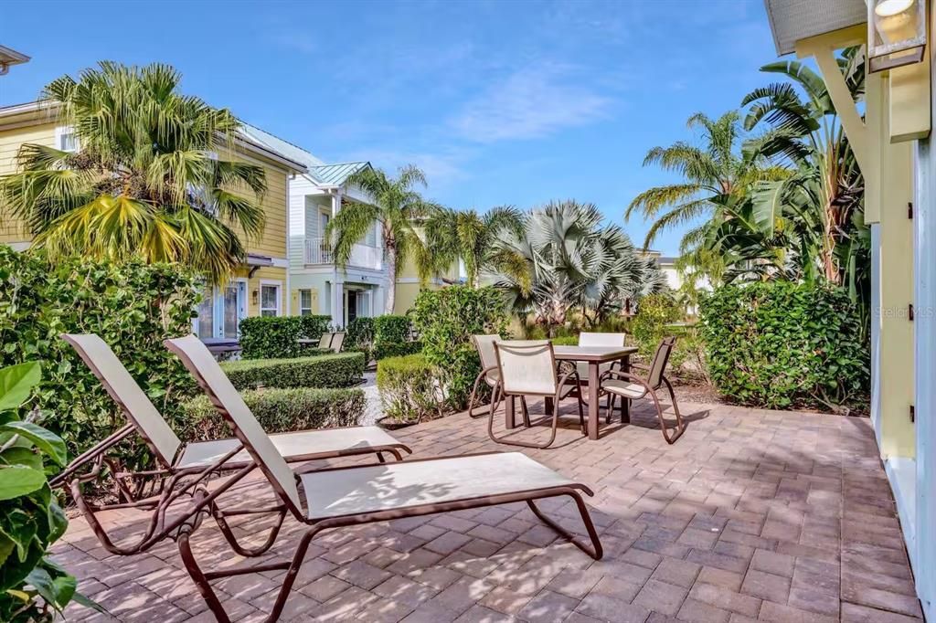 For Rent: $3,300 (3 beds, 3 baths, 1564 Square Feet)