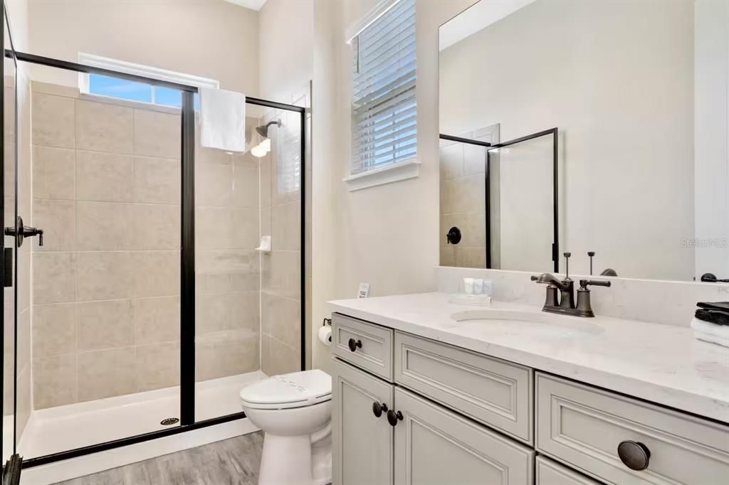 For Rent: $3,300 (3 beds, 3 baths, 1564 Square Feet)