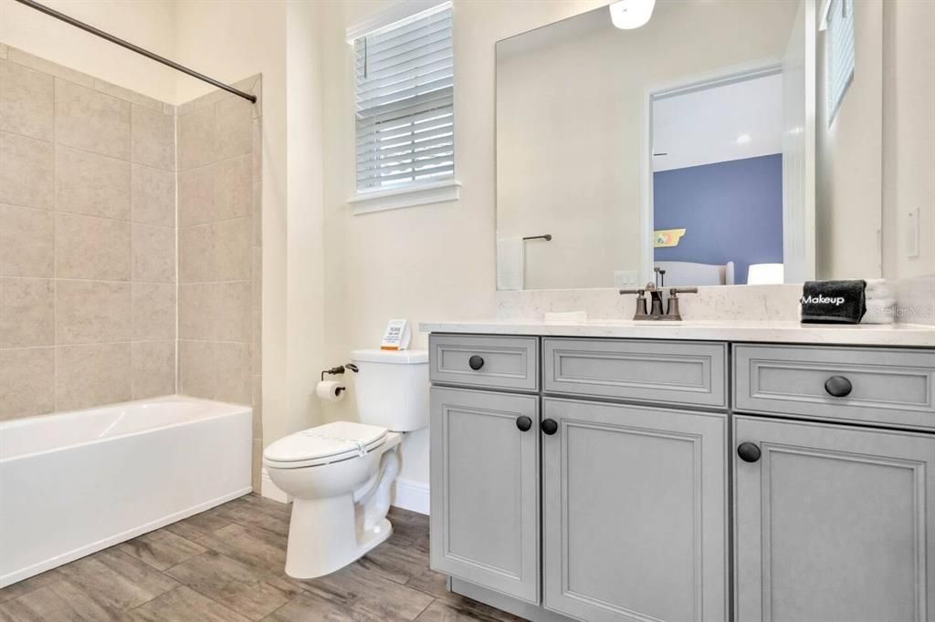 For Rent: $3,300 (3 beds, 3 baths, 1564 Square Feet)