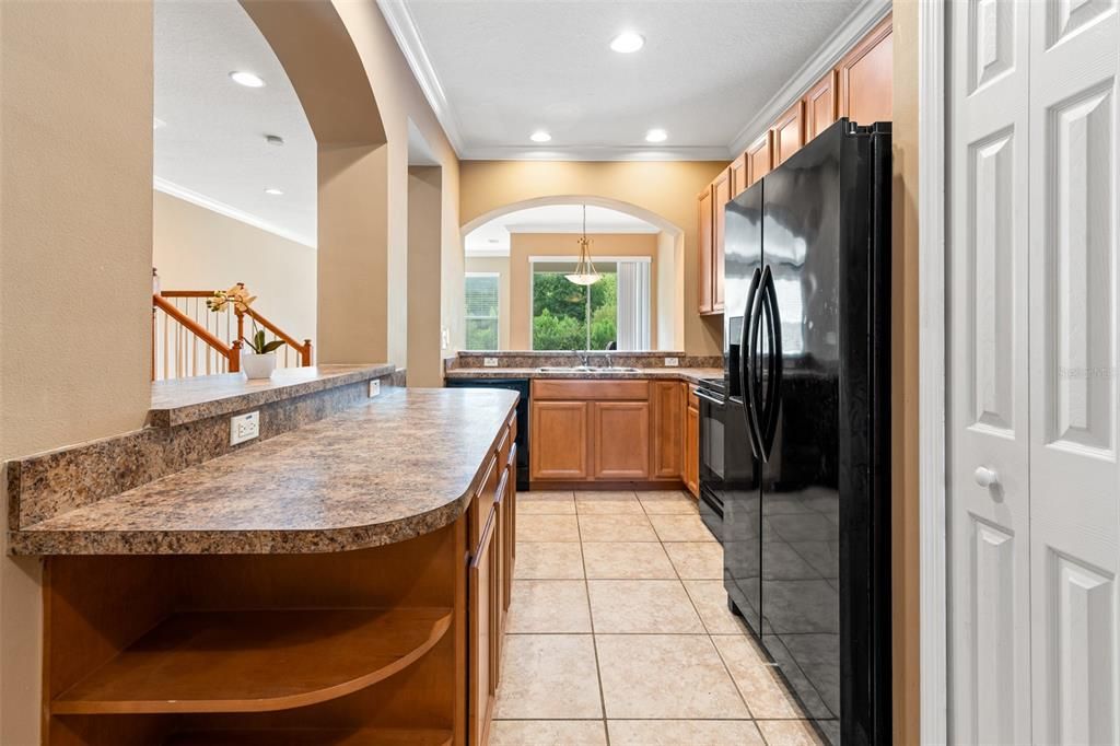 For Rent: $2,500 (3 beds, 2 baths, 1806 Square Feet)